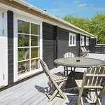 5 Person In Hébergement de vacances