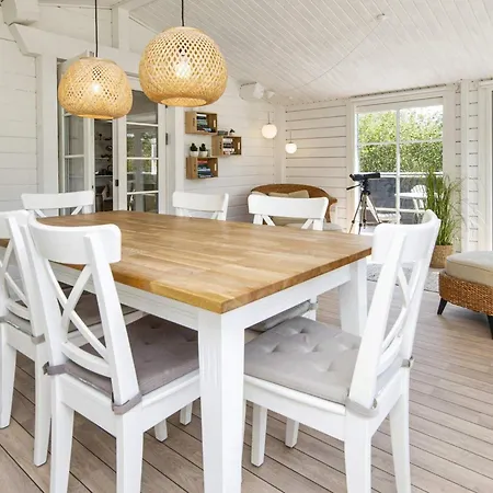 5 Person In Fanø